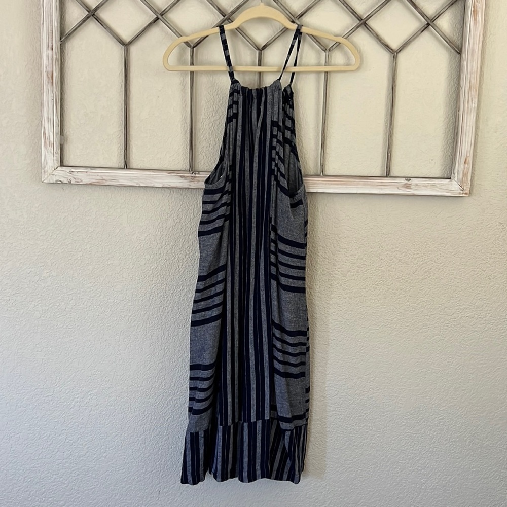 Stripe blue(s) dress with patch pockets.